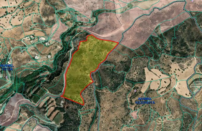 Agricultural Land For Sale  in  Peyia