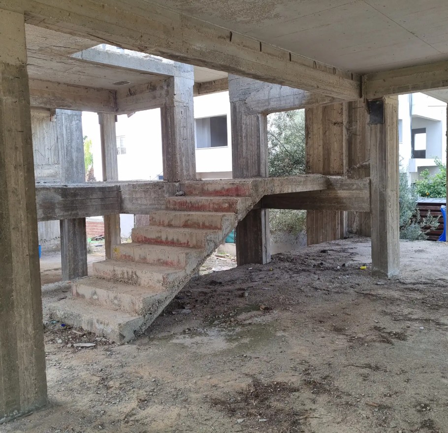Detached Villa For Sale  in  Paphos Town