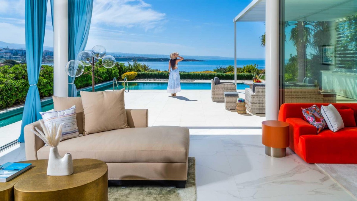 Villas / Houses in Coral Bay