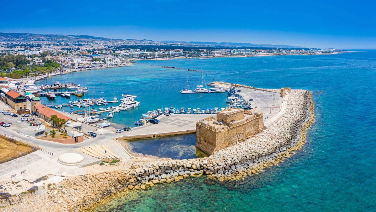Villas / Houses in Peyia