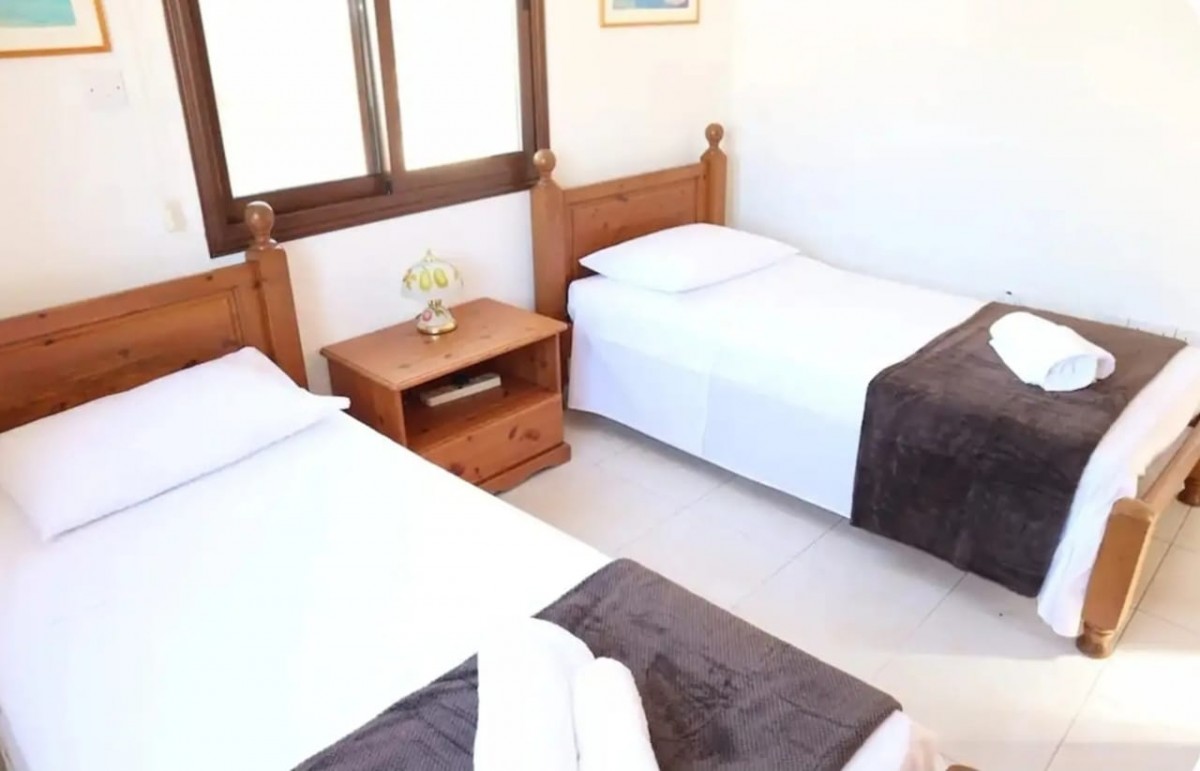 Detached Villa For Rent  in  Mesogi