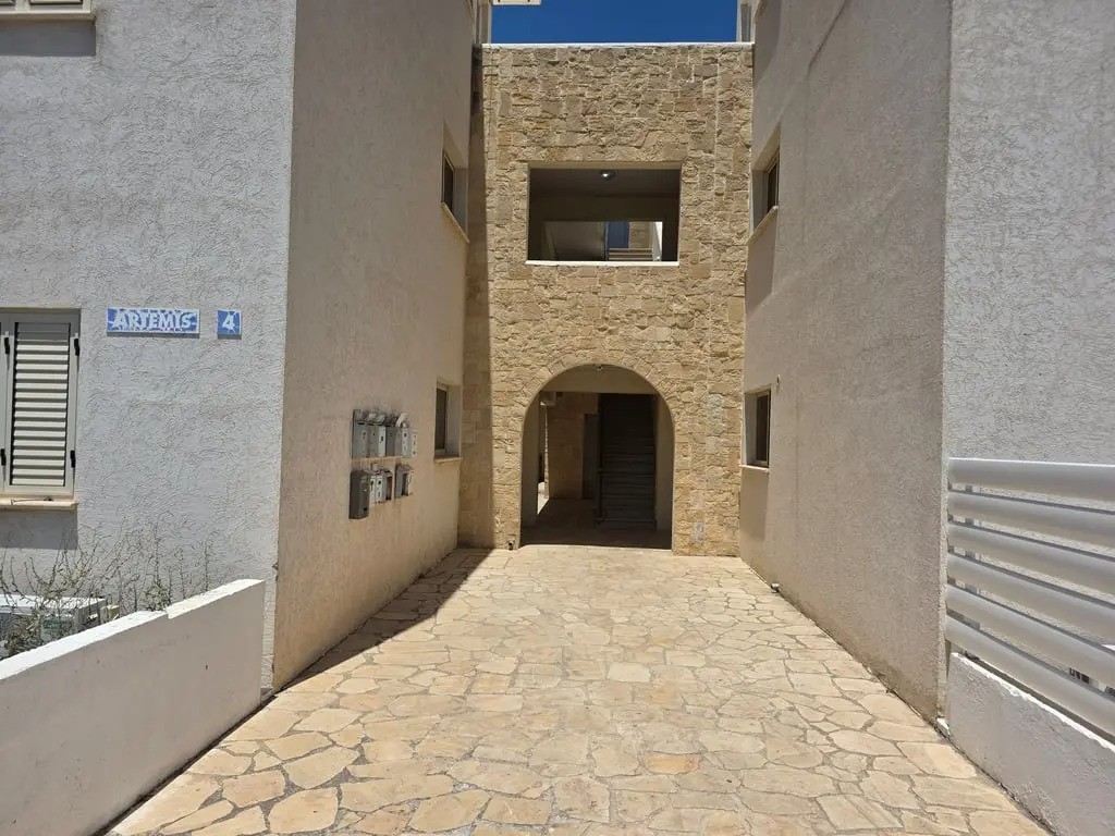 Apartment For Rent  in  Mandria