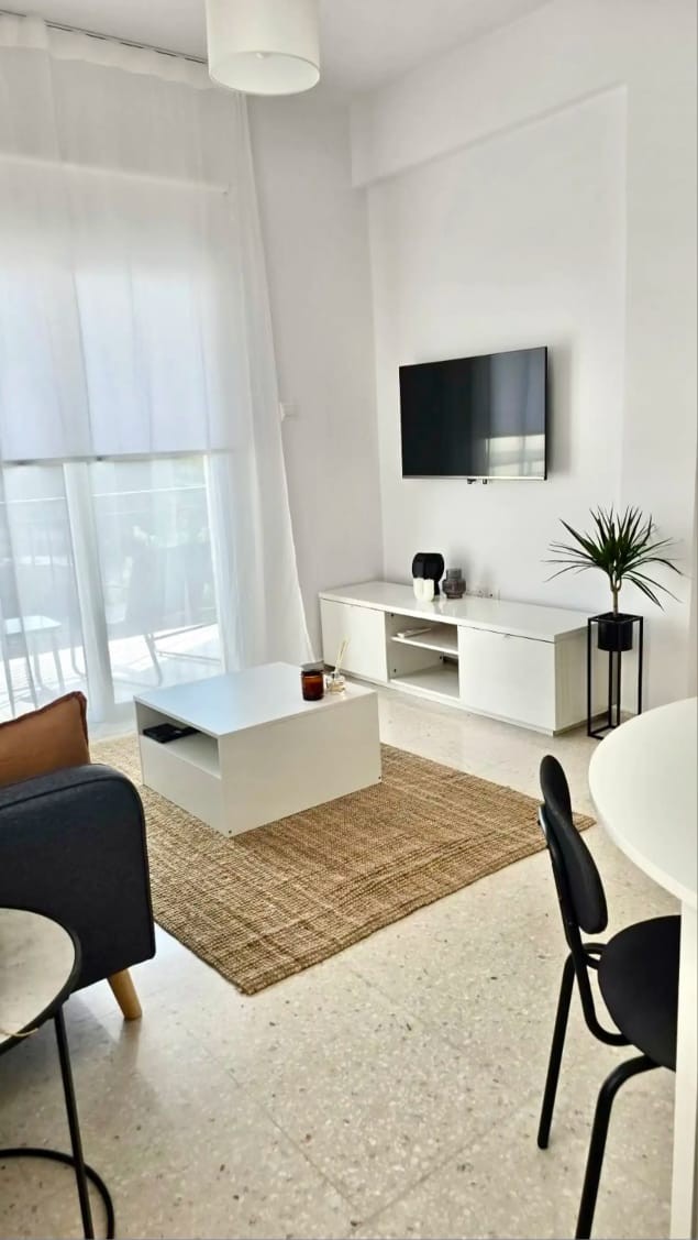 Apartment For Rent  in  Kato Paphos