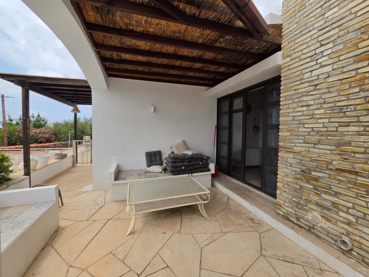 Bungalow For Sale  in  Peyia