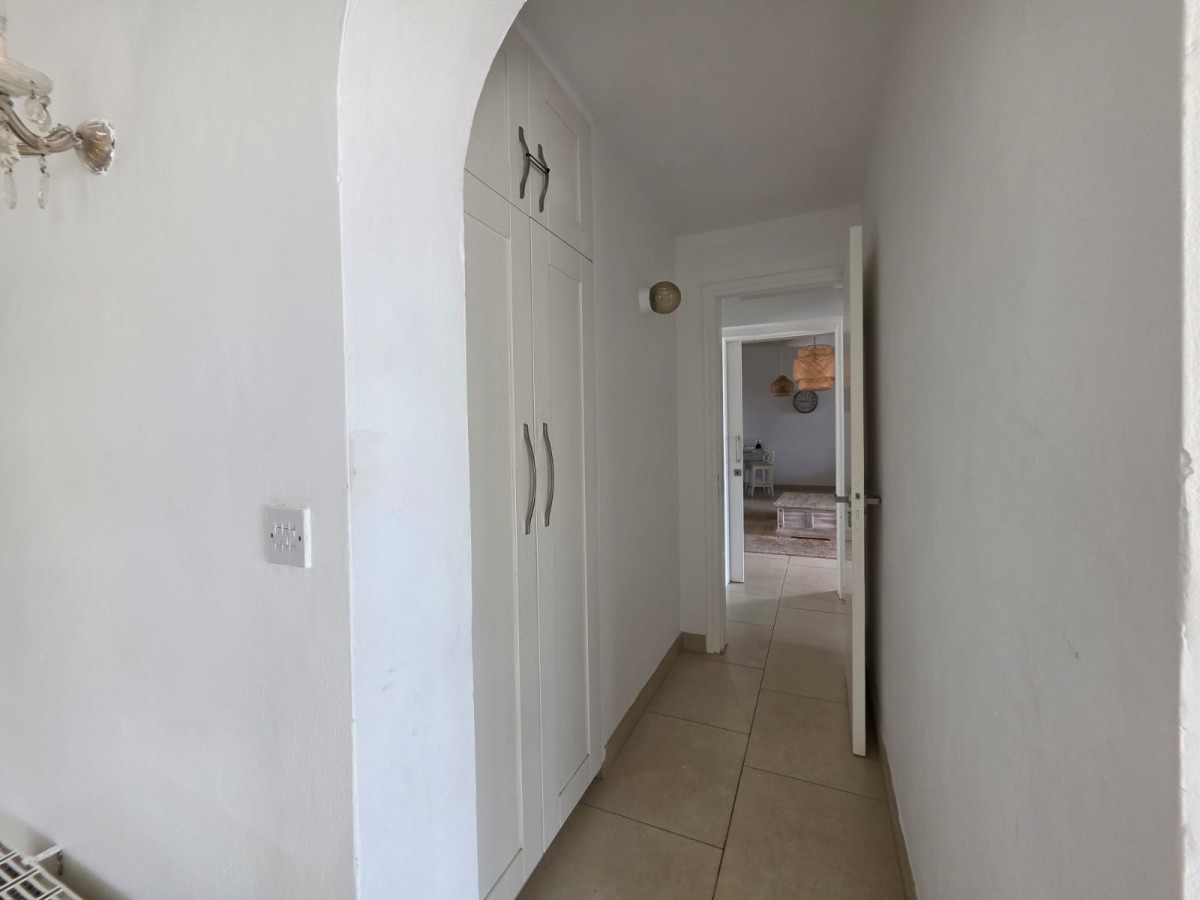 Bungalow For Sale  in  Peyia