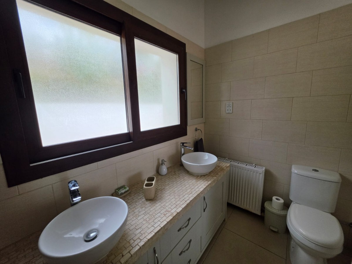 Bungalow For Sale  in  Peyia