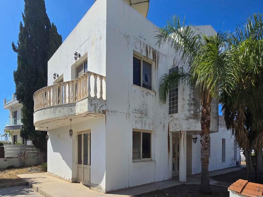 Anarita, Paphos Traditional House For Sale | DT5081