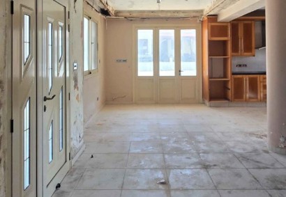 Anarita, Paphos Traditional House For Sale | DT5081