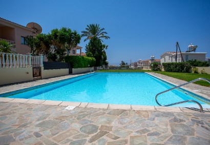 Tala, Paphos Apartment For Sale | DT5083