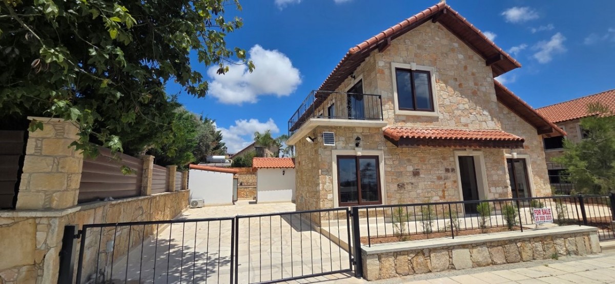 Detached Villa For Sale  in  Select Location