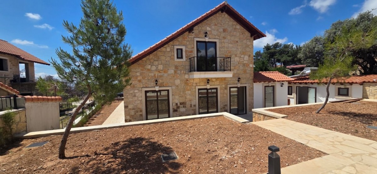 Detached Villa For Sale  in  Select Location