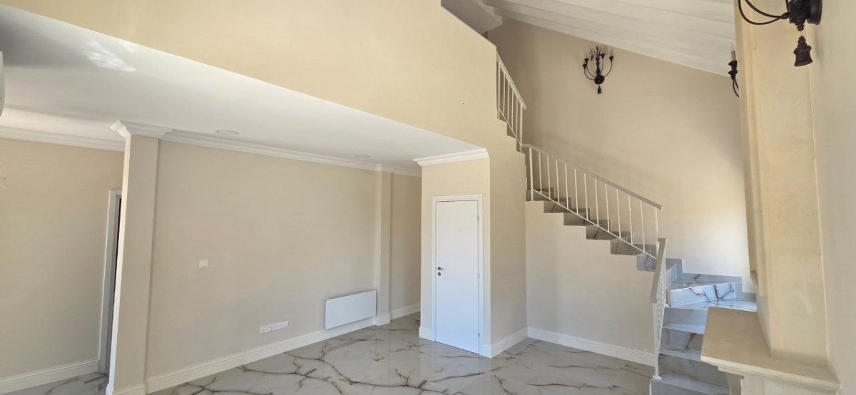 Detached Villa For Sale  in  Select Location