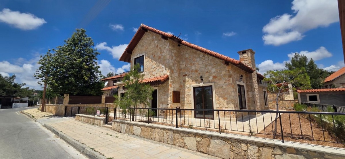 Detached Villa For Sale  in  Select Location
