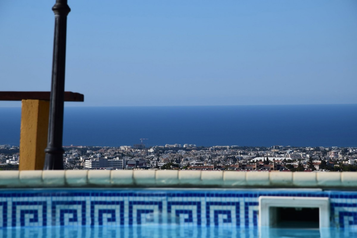 Mesa Chorio Ground Floor Apartment For Sale | DT4092