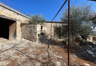 Kritou Marottou, Paphos Traditional House For Sale | DT5091