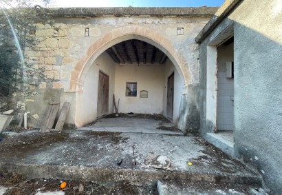 Kritou Marottou, Paphos Traditional House For Sale | DT5091