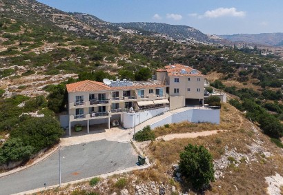 Peyia, Paphos Apartment For Sale | DT5096