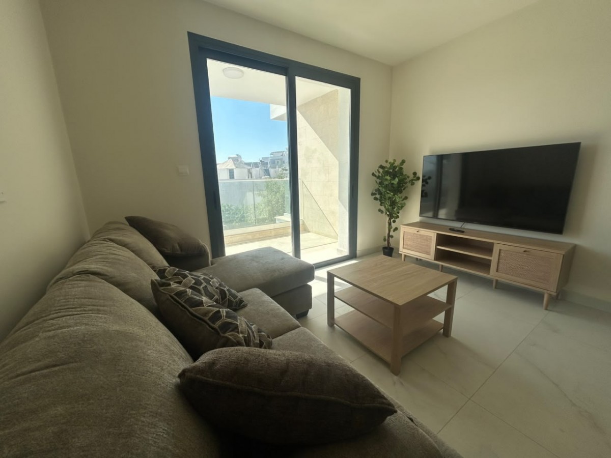 Apartment For Rent  in  Kato Paphos - Universal