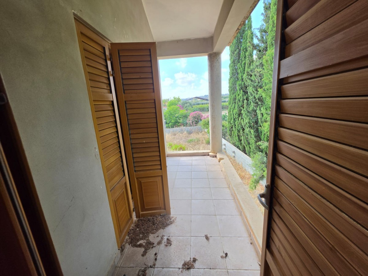 Detached Villa For Sale  in  Peyia - Sea Caves