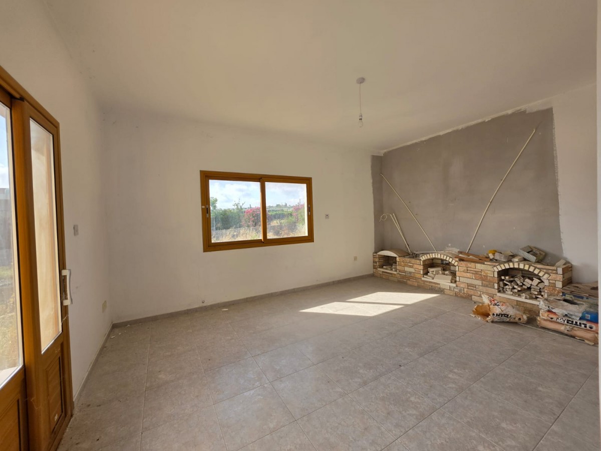 Detached Villa For Sale  in  Peyia - Sea Caves