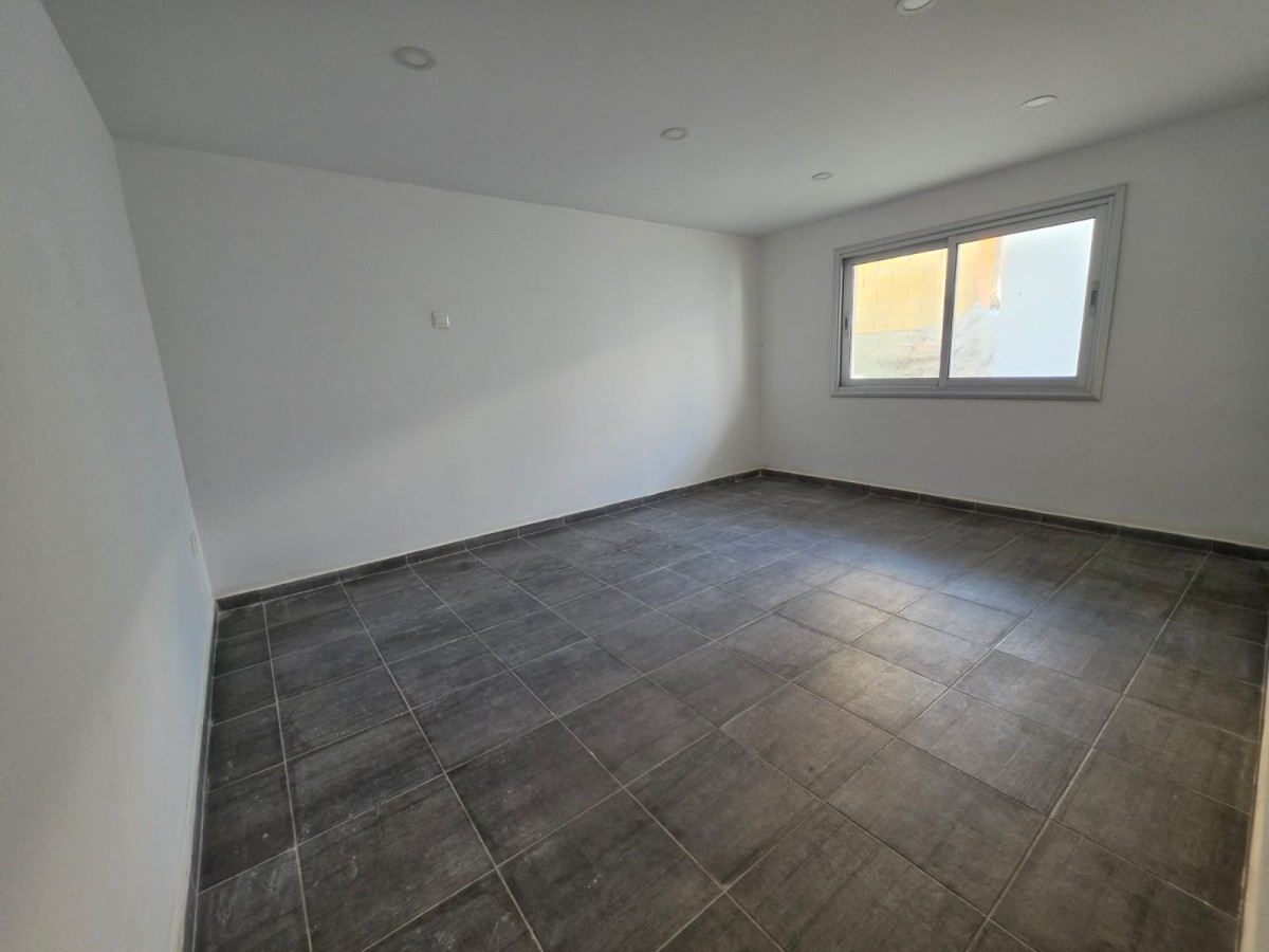 Ground Floor Apartment For Sale  in  Peyia