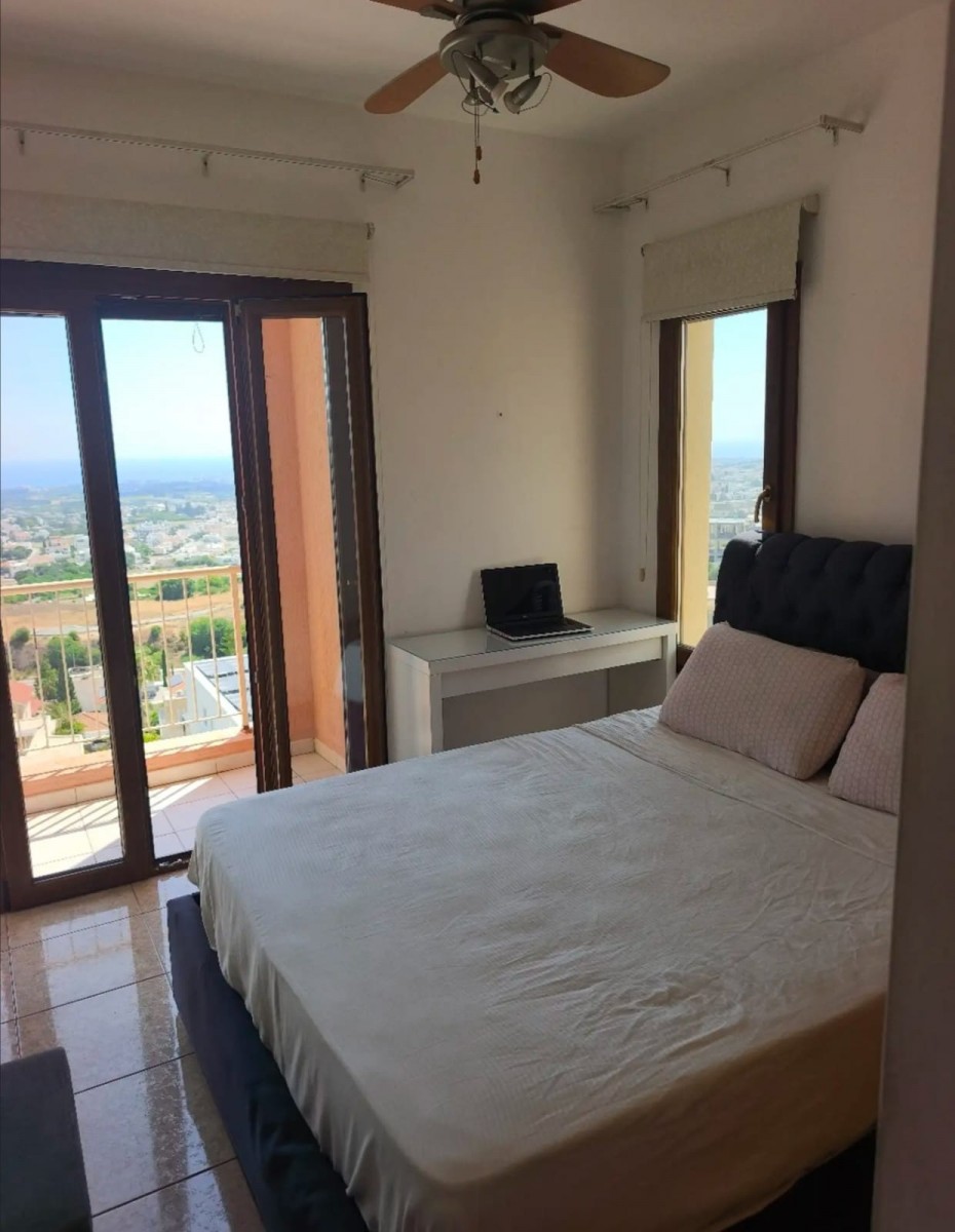 Detached Villa For Rent  in  Geroskipou