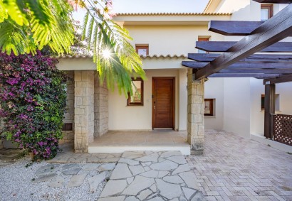 Kouklia - Aphrodite Hills Town House For Rent | DT5114