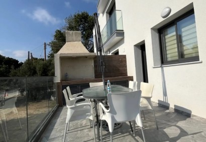 Kissonerga, Paphos Detached Villa For Rent | DT5117