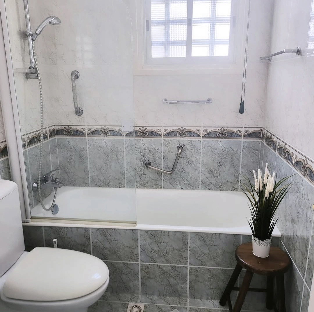 Apartment For Rent  in  Kato Paphos