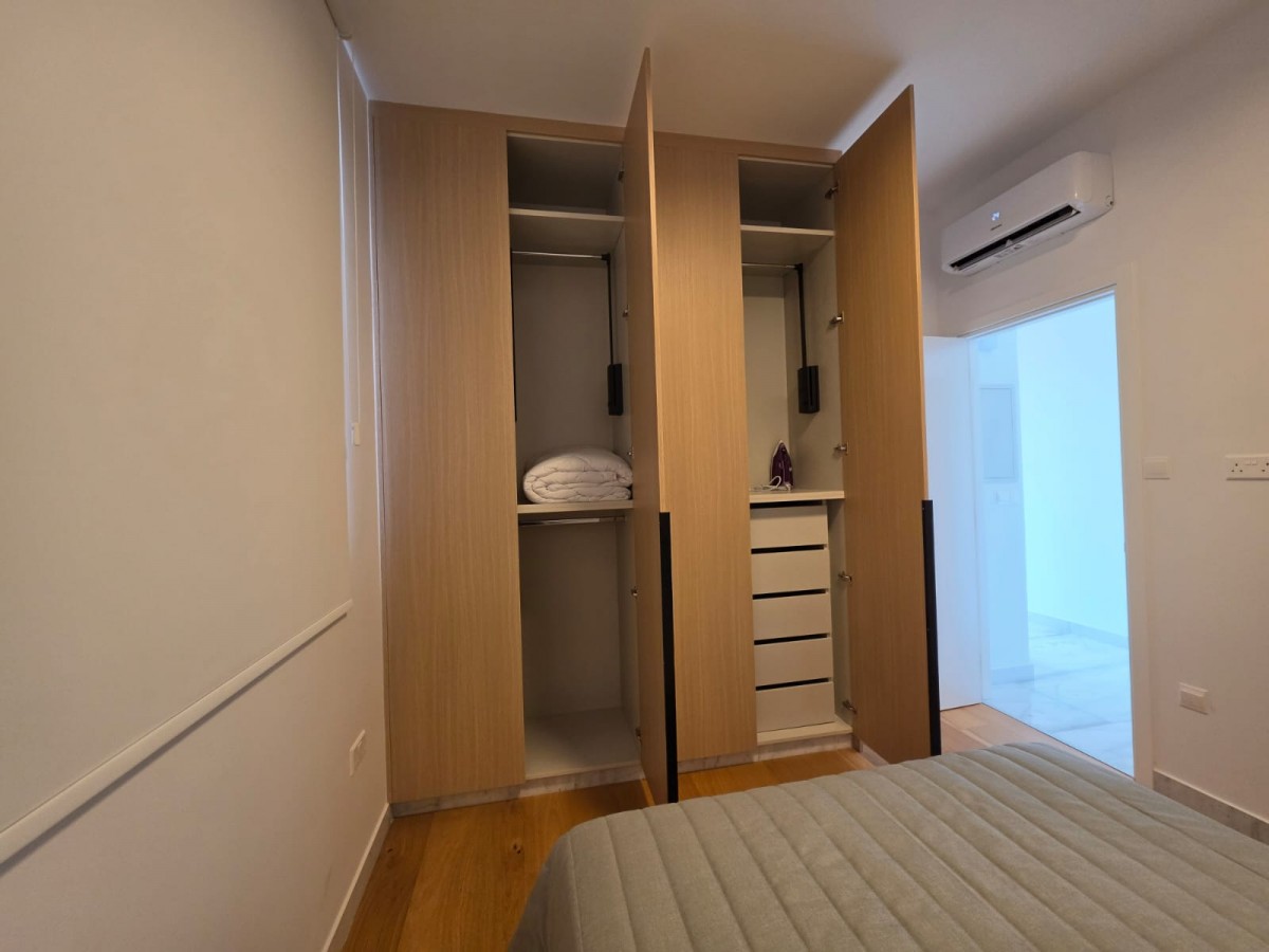 Apartment For Rent  in  Paphos Town