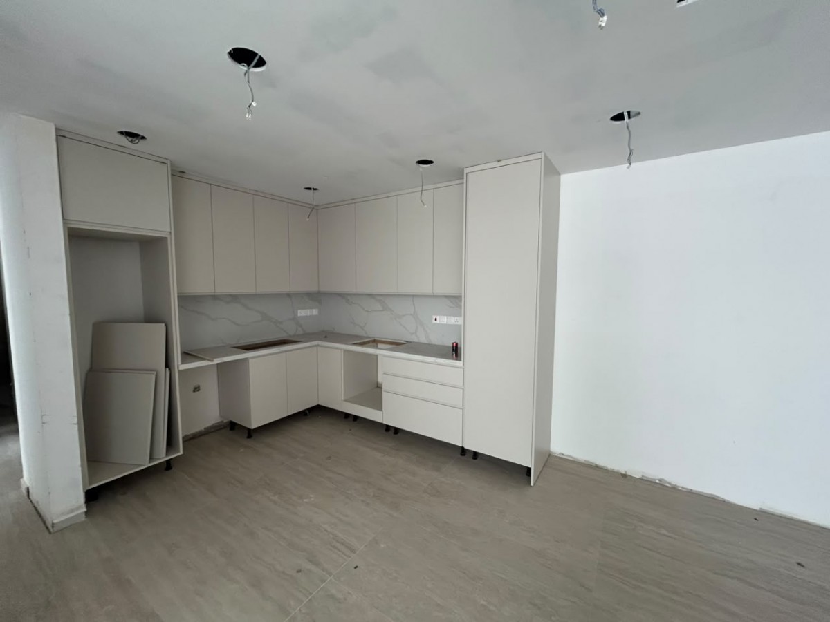 Apartment For Sale  in  Geroskipou