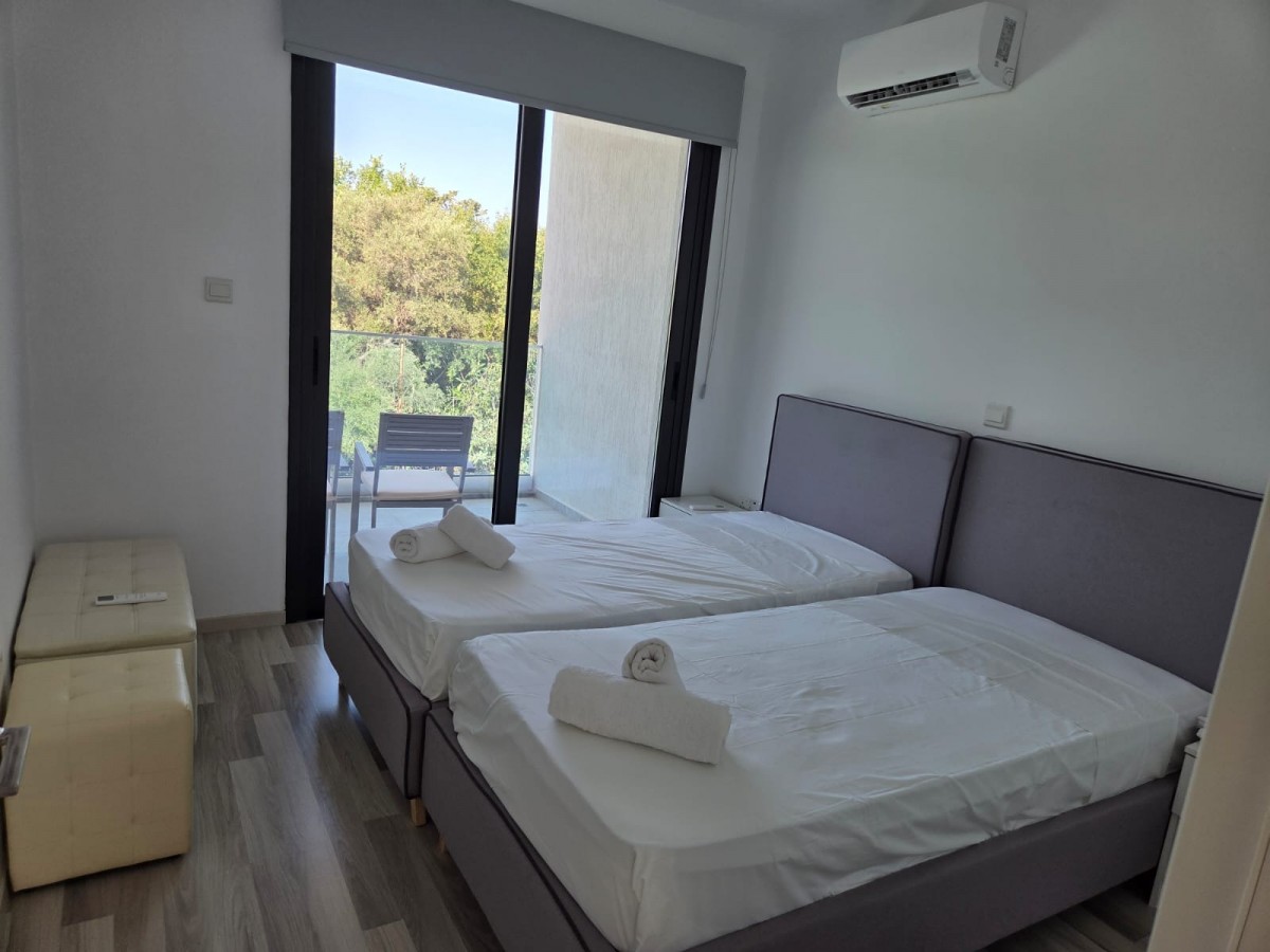 Detached Villa For Rent  in  Chlorakas