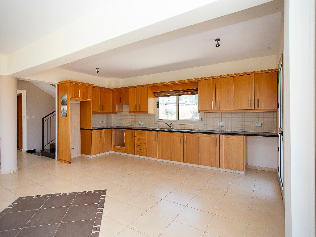 House - Argaka, Paphos