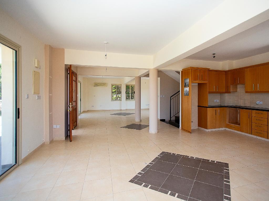House - Argaka, Paphos