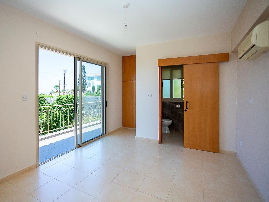 House - Argaka, Paphos