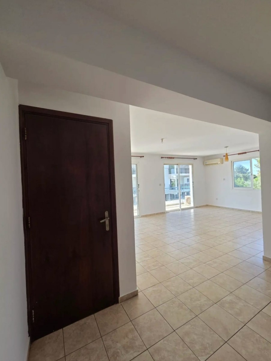 Apartment For Rent  in  Geroskipou