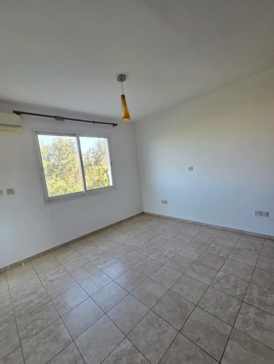 Apartment For Rent  in  Geroskipou