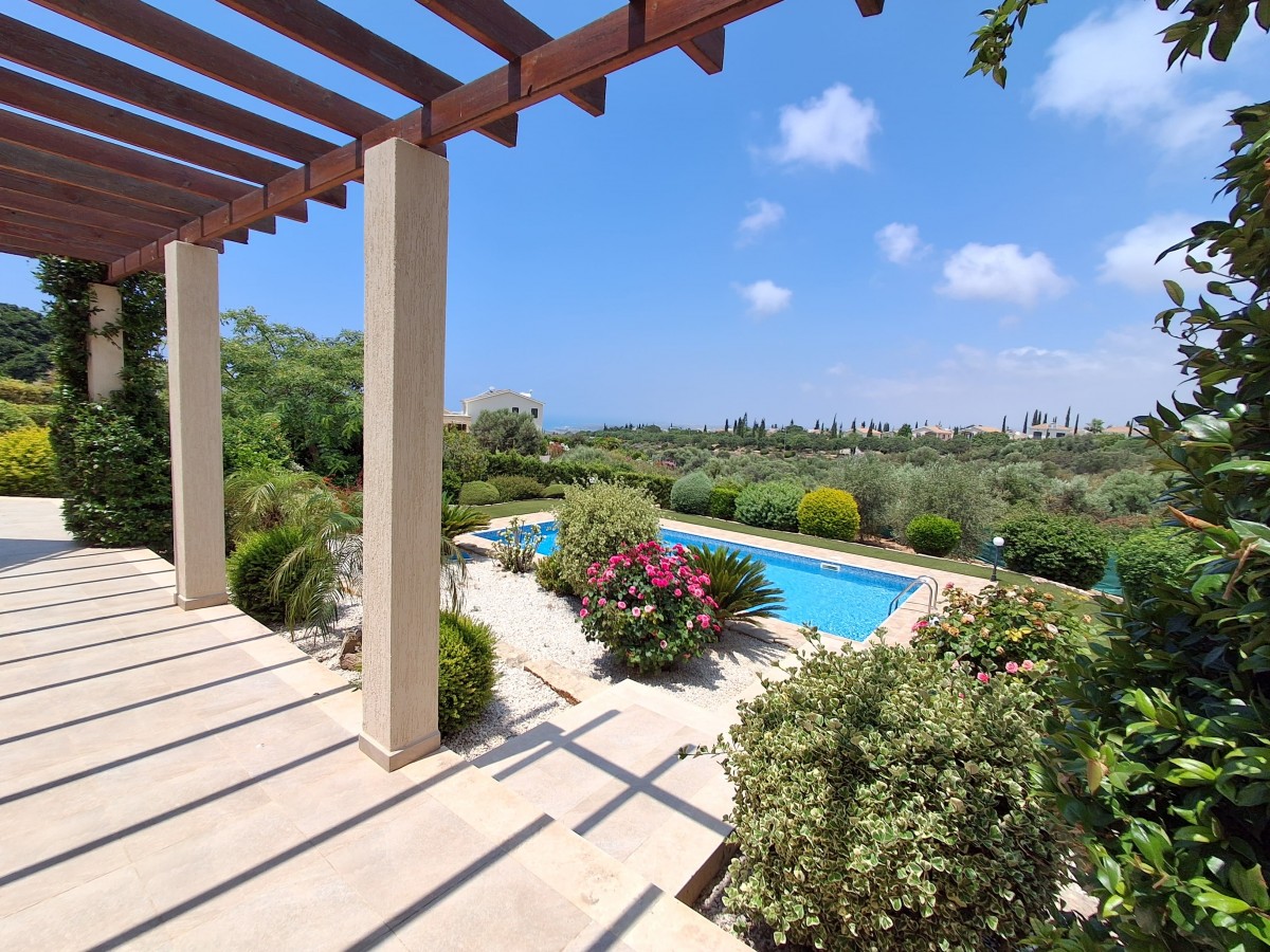Villas in Venus Rock