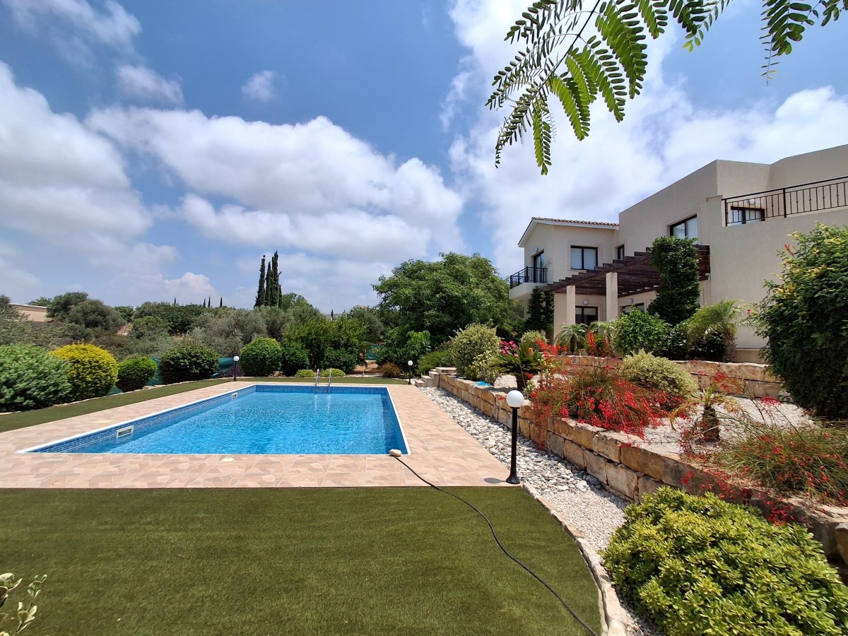 Villas in Venus Rock