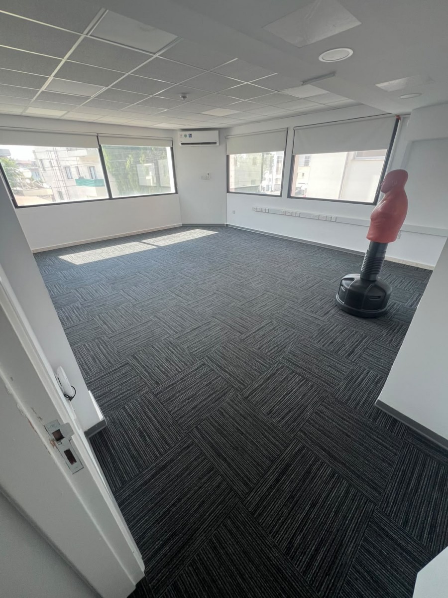 Building For Rent  in  Kato Paphos