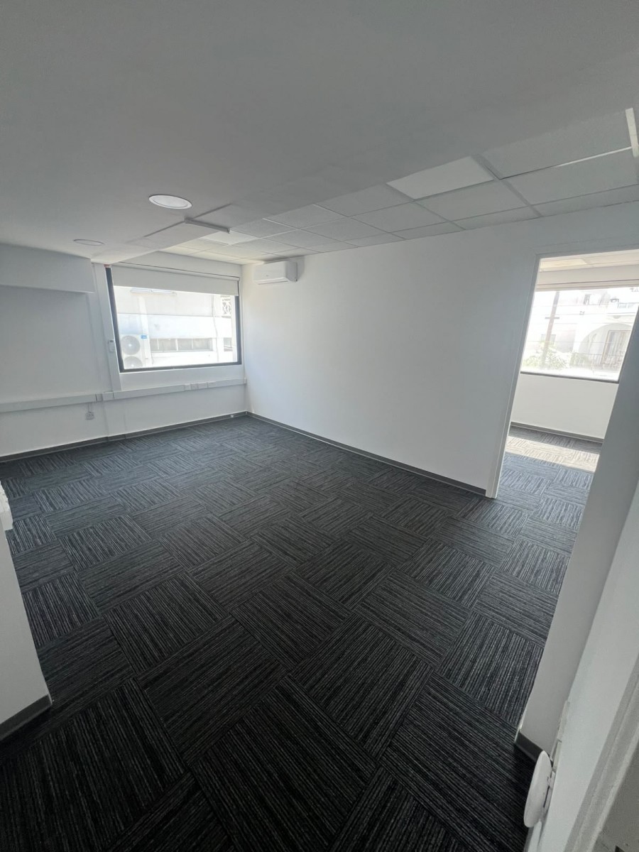 Building For Rent  in  Kato Paphos