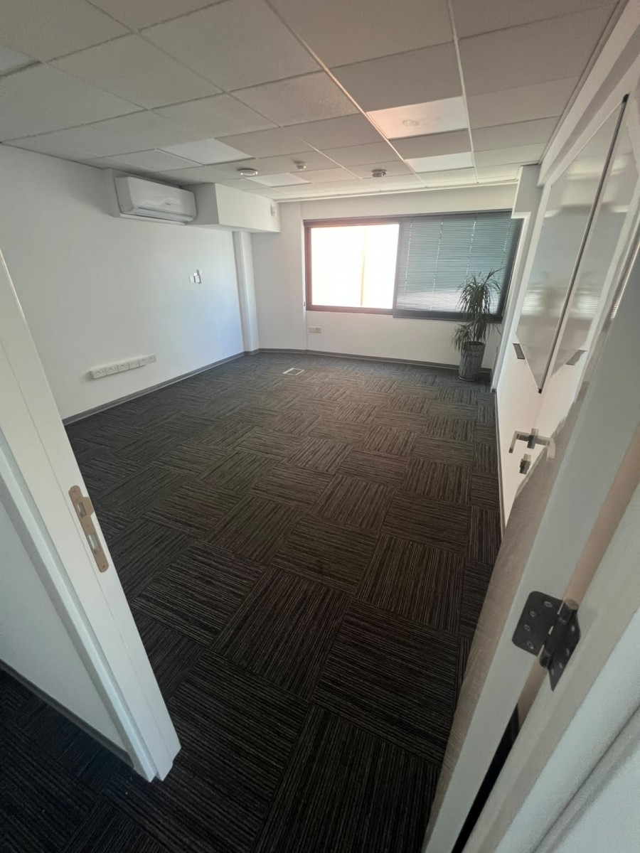 Building For Rent  in  Kato Paphos