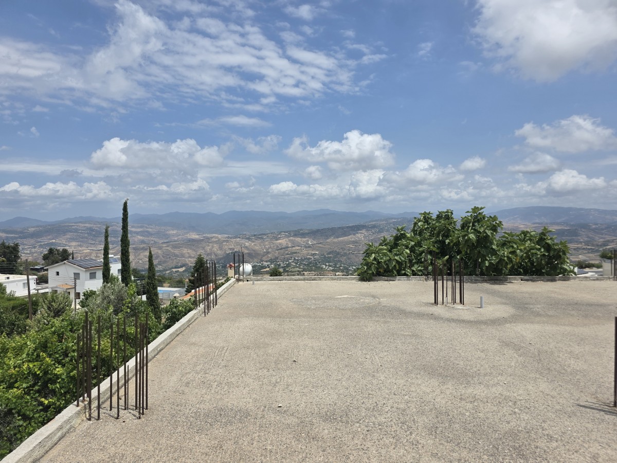 Detached Villa For Sale  in  Theletra