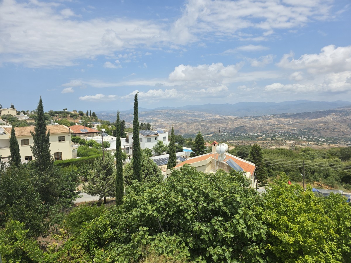 Detached Villa For Sale  in  Theletra