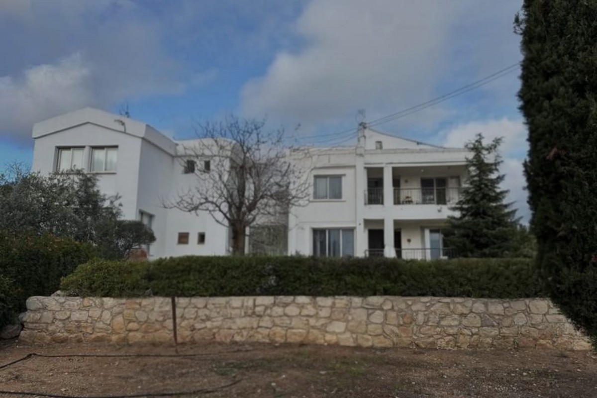 Tala, Paphos Detached Villa For Rent | DT5251