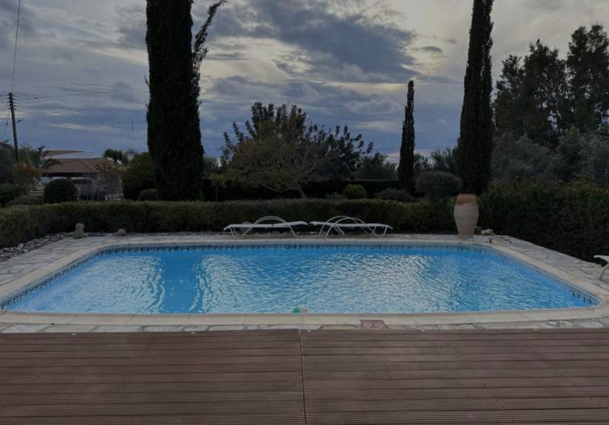 Detached Villa For Rent  in  Tala