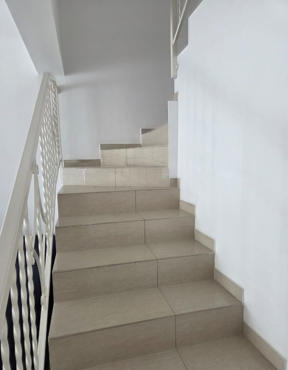 Town House For Rent  in  Paphos Town