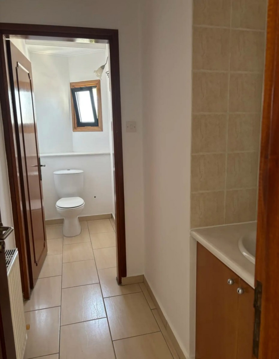 Apartment For Rent  in  Paphos Town
