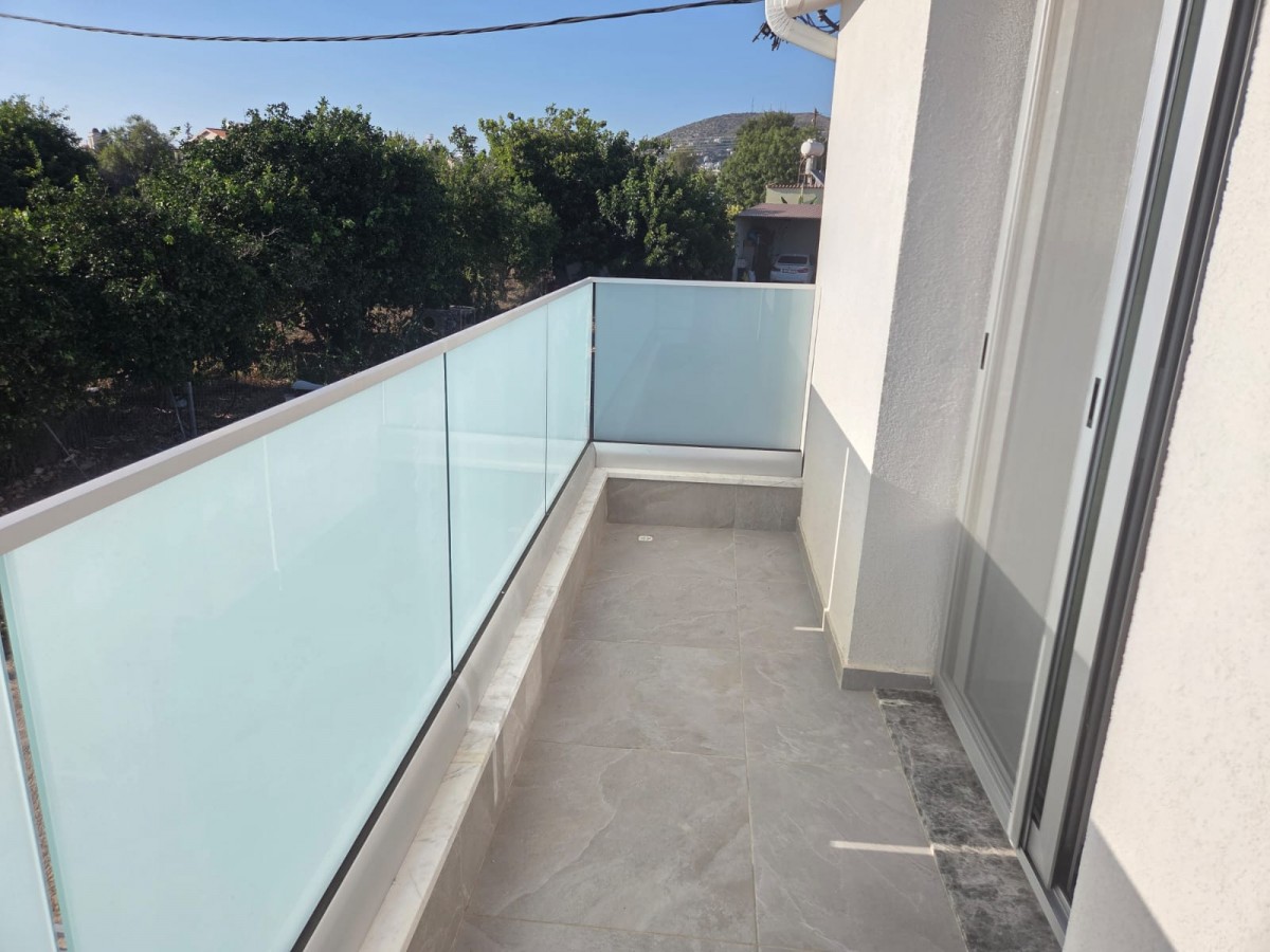Detached Villa For Rent  in  Tremithousa
