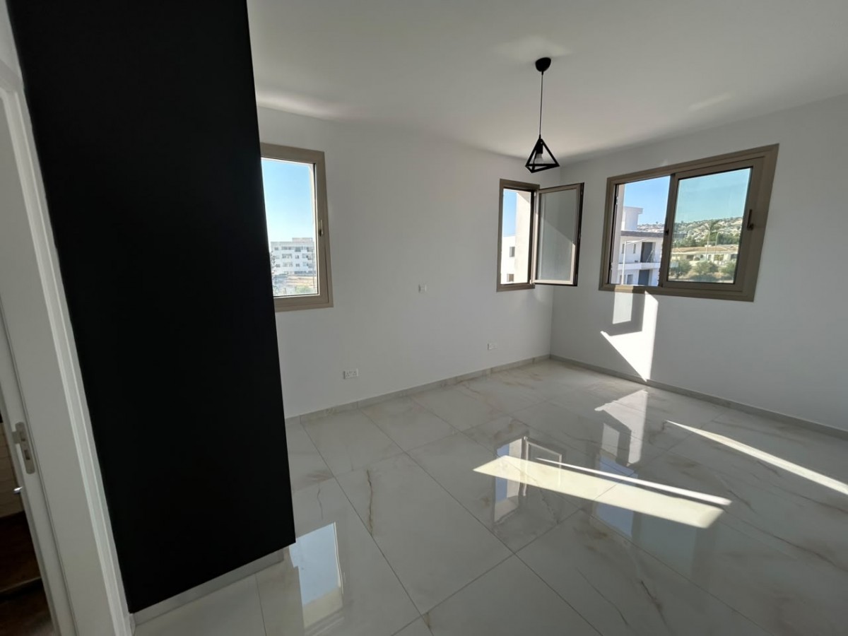 Apartment For Sale  in  Geroskipou